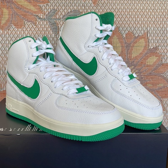 Nike Air Force 1 Sculpt

Men’s Shoes
White/Sail/Stadium Green
DQ5007-100 - Picture 2 of 16